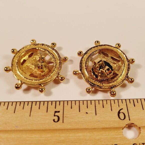 Vtg Avon Sailboat Helm Off White & Blue Enamel Gold Stud Earrings 1980s - Picture 4 of 7